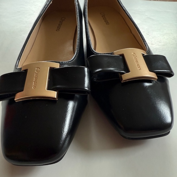 C. Paravano women’s flats - Picture 3 of 8